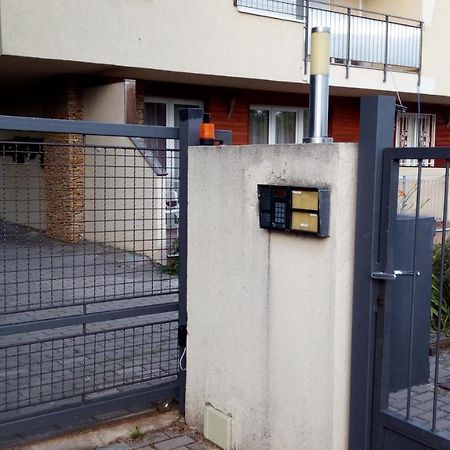 Cool & Pool Apartman Apartamento Balatonfüred Exterior foto